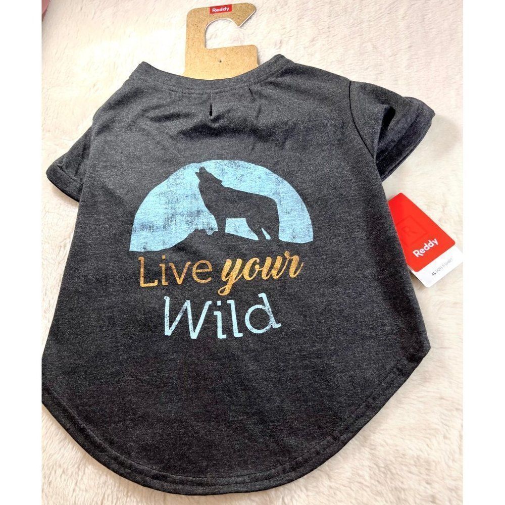 Live Your Wild XL Grey Dog T-Shirt NWT
